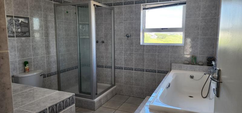 3 Bedroom Property for Sale in Kleinbaai Western Cape